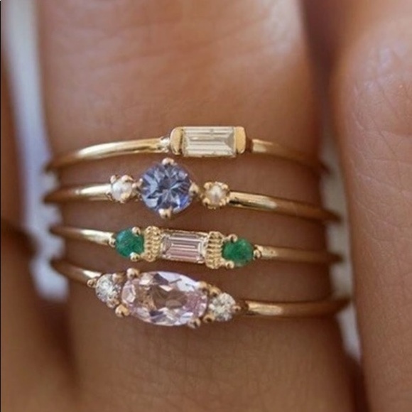 4 PIECE‎ RING SET - Picture 2 of 4